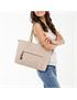 bolso shopper con bandolera beige